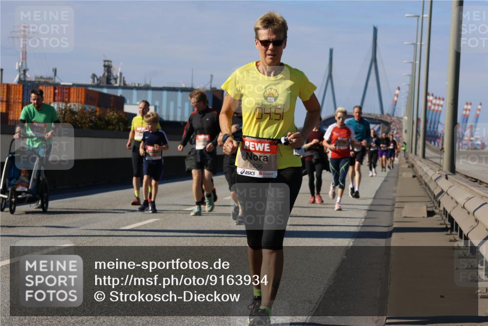 03.10.2025 - Köhlbrandbrückenlauf Strokosch-Dieckow http://msf.ph/oto/9163934 03.10.2025 13:05:32 Position 3 04, 51, 6636 meine-sportfotos.de