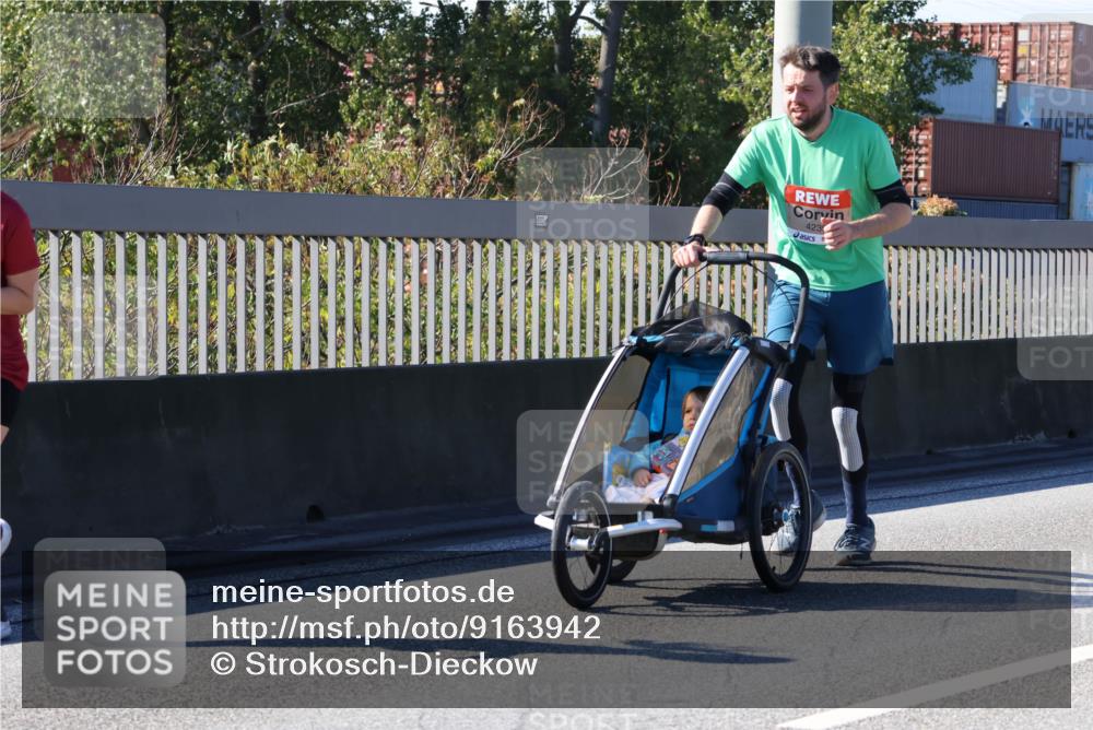 03.10.2025 - Köhlbrandbrückenlauf Strokosch-Dieckow http://msf.ph/oto/9163942 03.10.2025 13:05:36 Position 3 423 meine-sportfotos.de
