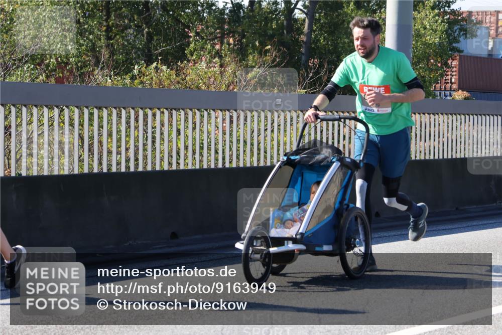 03.10.2025 - Köhlbrandbrückenlauf Strokosch-Dieckow http://msf.ph/oto/9163949 03.10.2025 13:05:36 Position 3  meine-sportfotos.de