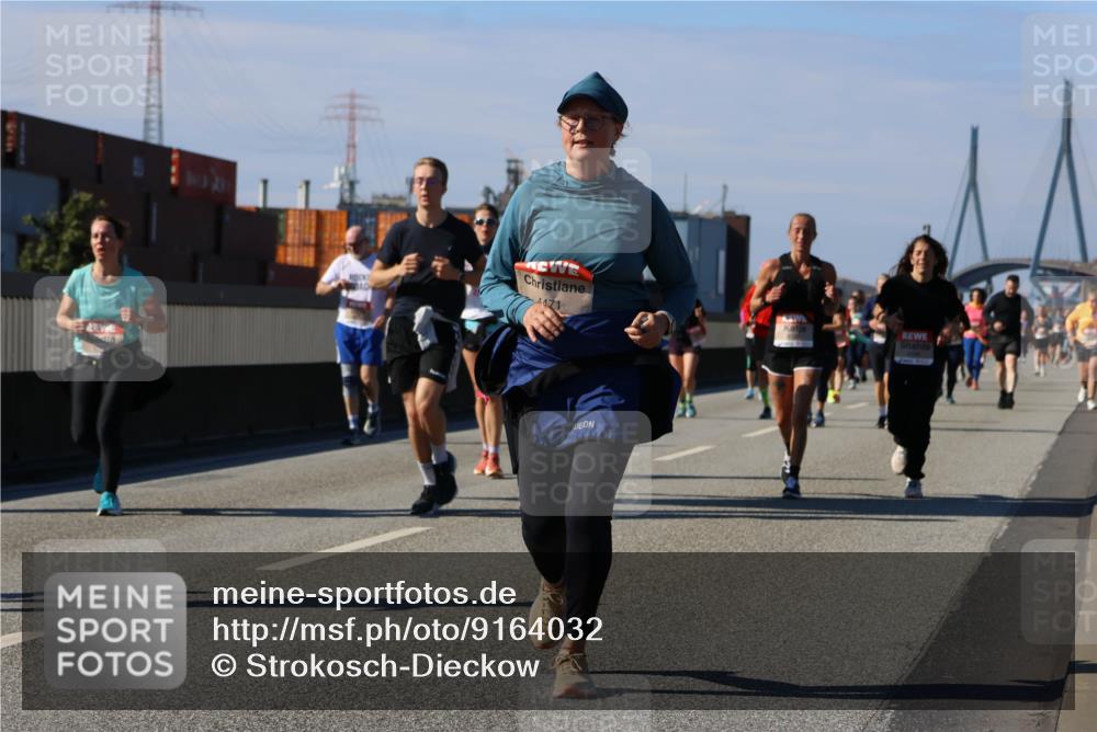 03.10.2025 - Köhlbrandbrückenlauf Strokosch-Dieckow http://msf.ph/oto/9164032 03.10.2025 13:06:12 Position 3 1233 meine-sportfotos.de