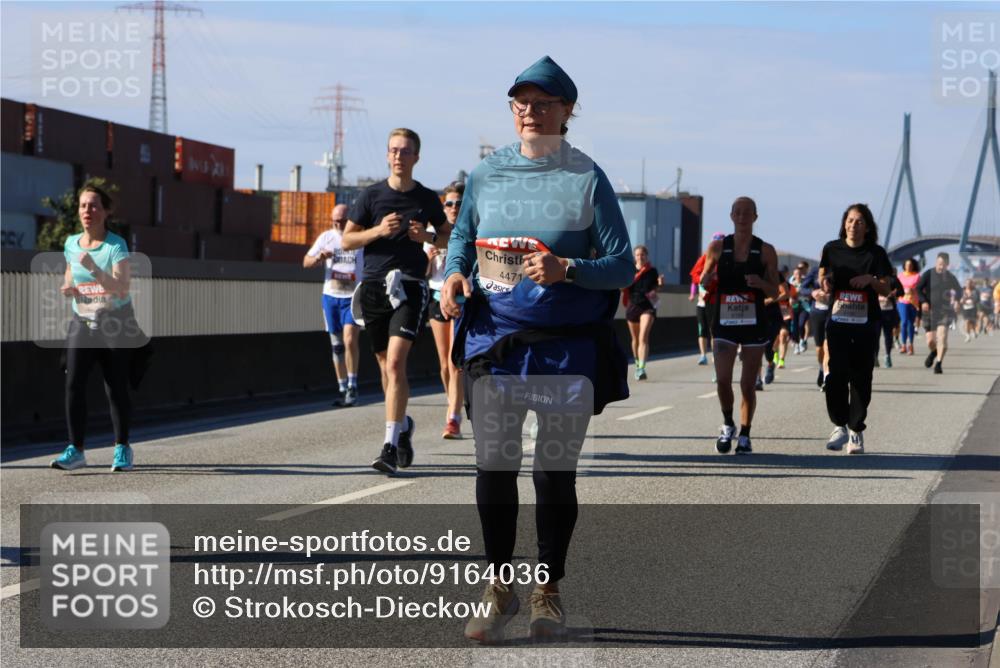 03.10.2025 - Köhlbrandbrückenlauf Strokosch-Dieckow http://msf.ph/oto/9164036 03.10.2025 13:06:12 Position 3 4471 meine-sportfotos.de