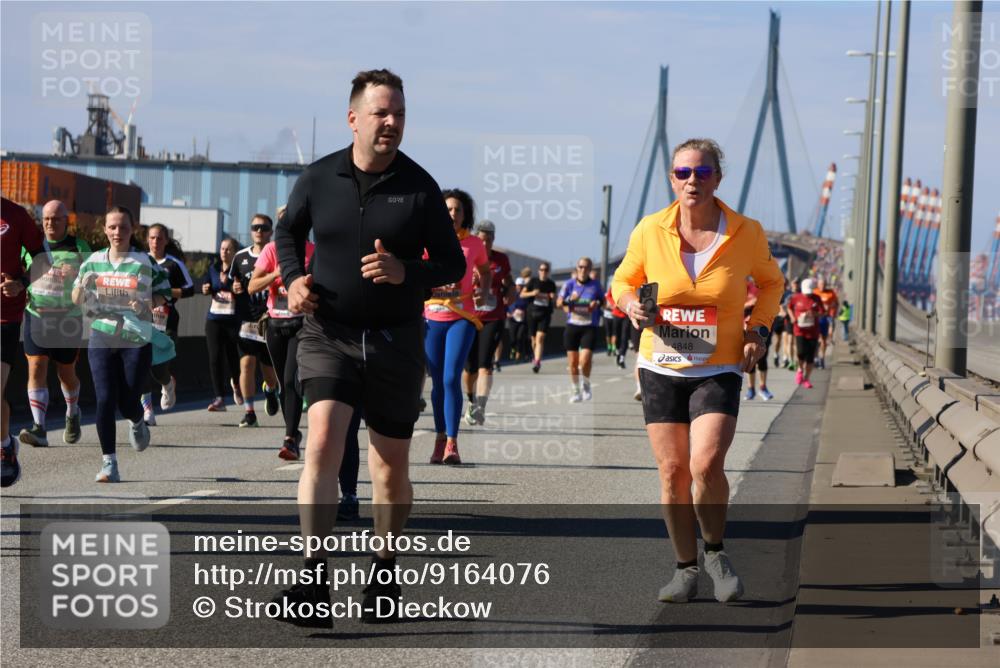 03.10.2025 - Köhlbrandbrückenlauf Strokosch-Dieckow http://msf.ph/oto/9164076 03.10.2025 13:06:24 Position 3 4848 meine-sportfotos.de