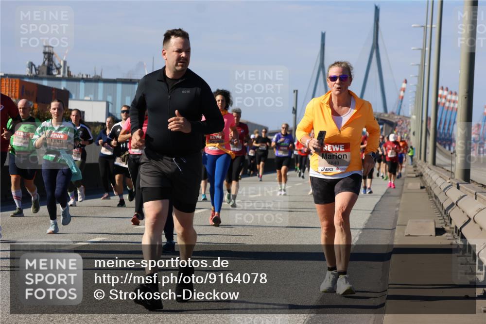 03.10.2025 - Köhlbrandbrückenlauf Strokosch-Dieckow http://msf.ph/oto/9164078 03.10.2025 13:06:24 Position 3 4848 meine-sportfotos.de