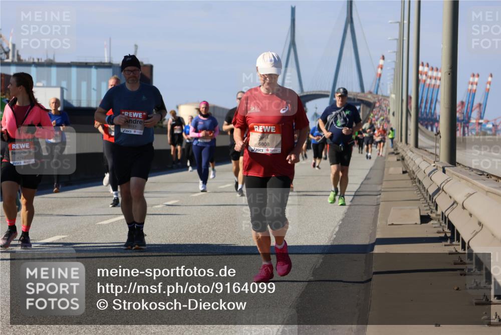 03.10.2025 - Köhlbrandbrückenlauf Strokosch-Dieckow http://msf.ph/oto/9164099 03.10.2025 13:06:42 Position 3 4792, 6157, 6808 meine-sportfotos.de