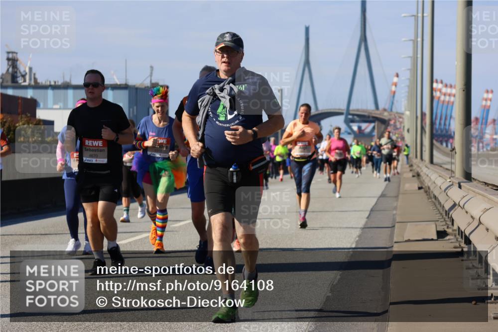 03.10.2025 - Köhlbrandbrückenlauf Strokosch-Dieckow http://msf.ph/oto/9164108 03.10.2025 13:06:49 Position 3 4670, 61 meine-sportfotos.de
