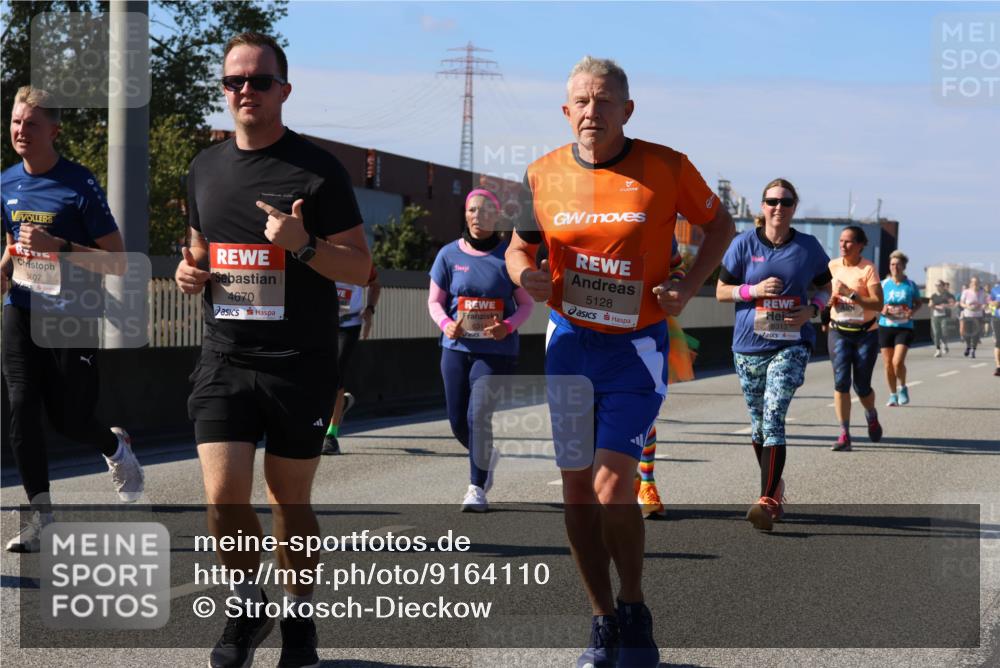 03.10.2025 - Köhlbrandbrückenlauf Strokosch-Dieckow http://msf.ph/oto/9164110 03.10.2025 13:06:54 Position 3 5607, 4670, 5128, 6313, 6314 meine-sportfotos.de