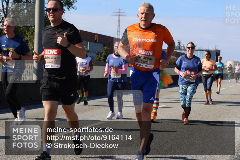 03.10.2025 - Köhlbrandbrückenlauf Strokosch-Dieckow http://msf.ph/oto/9164114 03.10.2025 13:06:54 Position 3 5607, 4670, 6314, 5128 meine-sportfotos.de