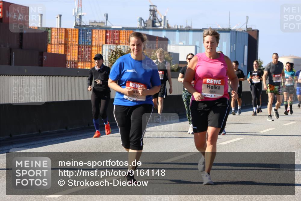 03.10.2025 - Köhlbrandbrückenlauf Strokosch-Dieckow http://msf.ph/oto/9164148 03.10.2025 13:07:02 Position 3 5050, 4900 meine-sportfotos.de