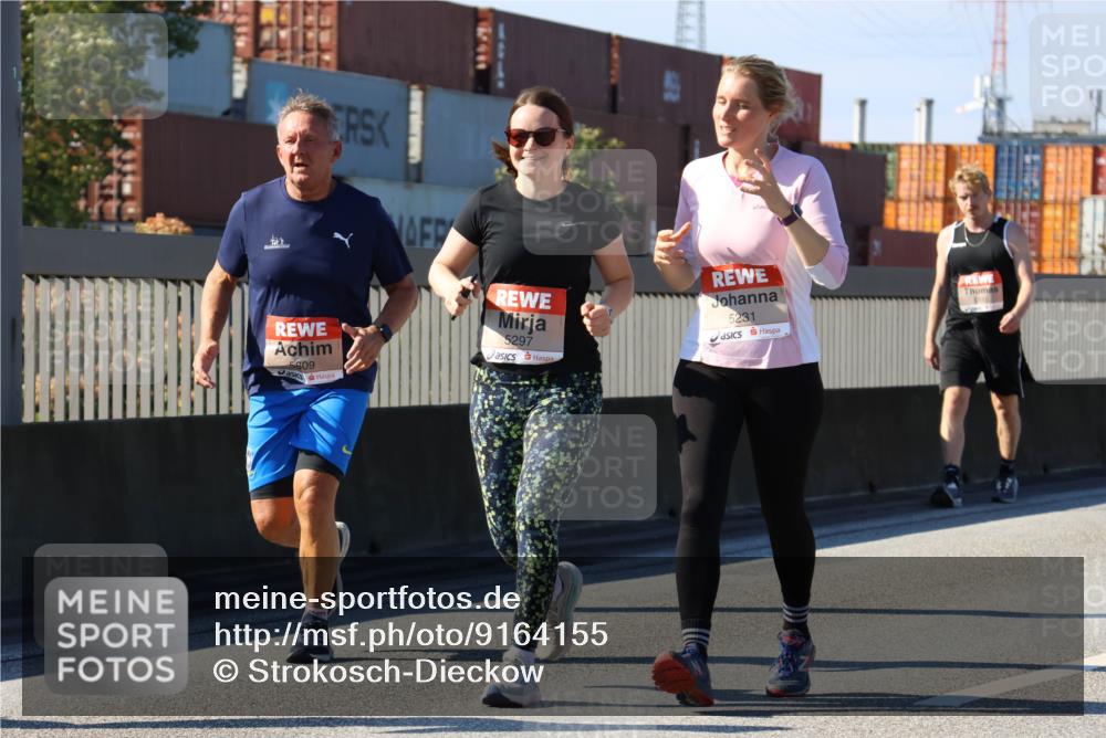 03.10.2025 - Köhlbrandbrückenlauf Strokosch-Dieckow http://msf.ph/oto/9164155 03.10.2025 13:07:08 Position 3 5609, 5297, 5231 meine-sportfotos.de