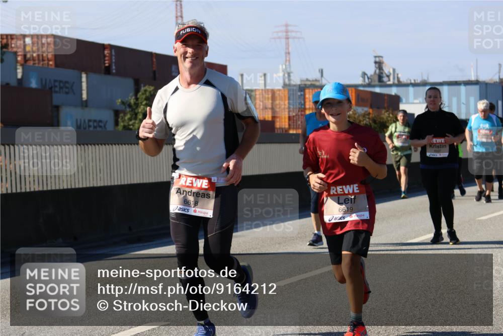 03.10.2025 - Köhlbrandbrückenlauf Strokosch-Dieckow http://msf.ph/oto/9164212 03.10.2025 13:07:27 Position 3 6618, 6619, 4607 meine-sportfotos.de