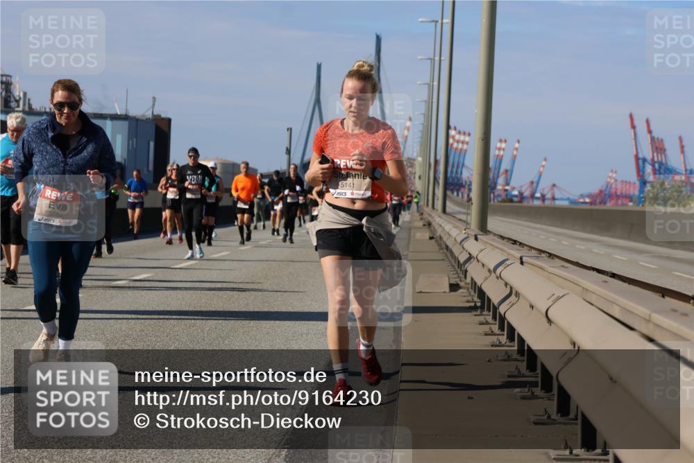 03.10.2025 - Köhlbrandbrückenlauf Strokosch-Dieckow http://msf.ph/oto/9164230 03.10.2025 13:07:30 Position 3 5582, 5141 meine-sportfotos.de