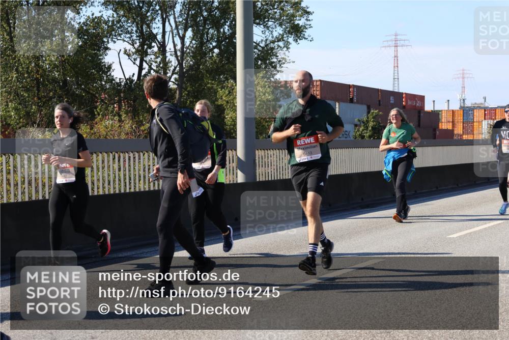 03.10.2025 - Köhlbrandbrückenlauf Strokosch-Dieckow http://msf.ph/oto/9164245 03.10.2025 13:07:38 Position 3 442, 6443 meine-sportfotos.de