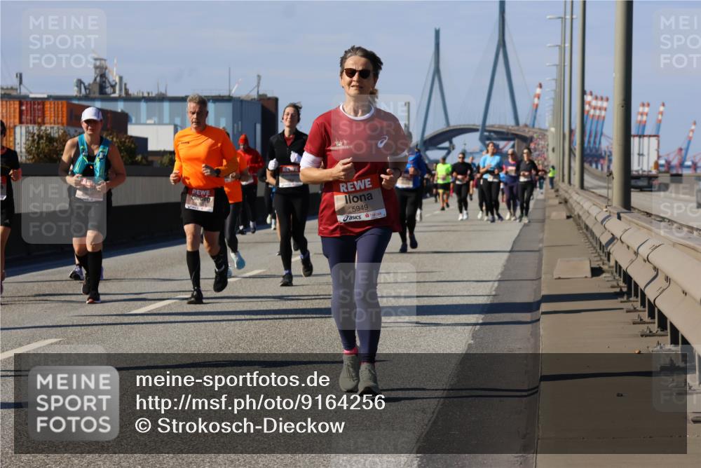 03.10.2025 - Köhlbrandbrückenlauf Strokosch-Dieckow http://msf.ph/oto/9164256 03.10.2025 13:07:41 Position 3 5949 meine-sportfotos.de
