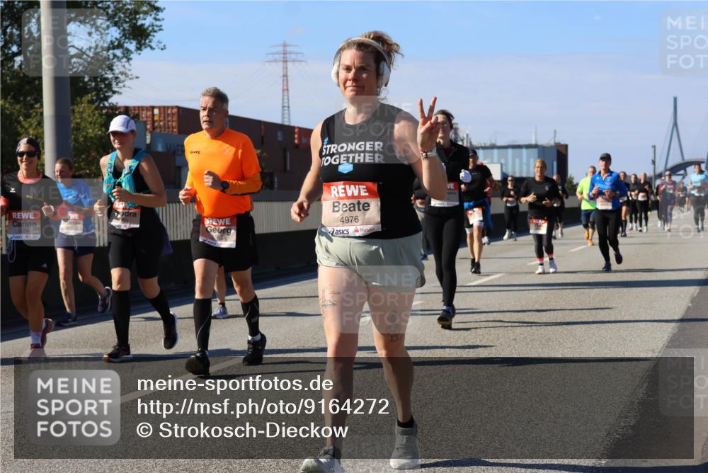 03.10.2025 - Köhlbrandbrückenlauf Strokosch-Dieckow http://msf.ph/oto/9164272 03.10.2025 13:07:45 Position 3 5024, 4976 meine-sportfotos.de