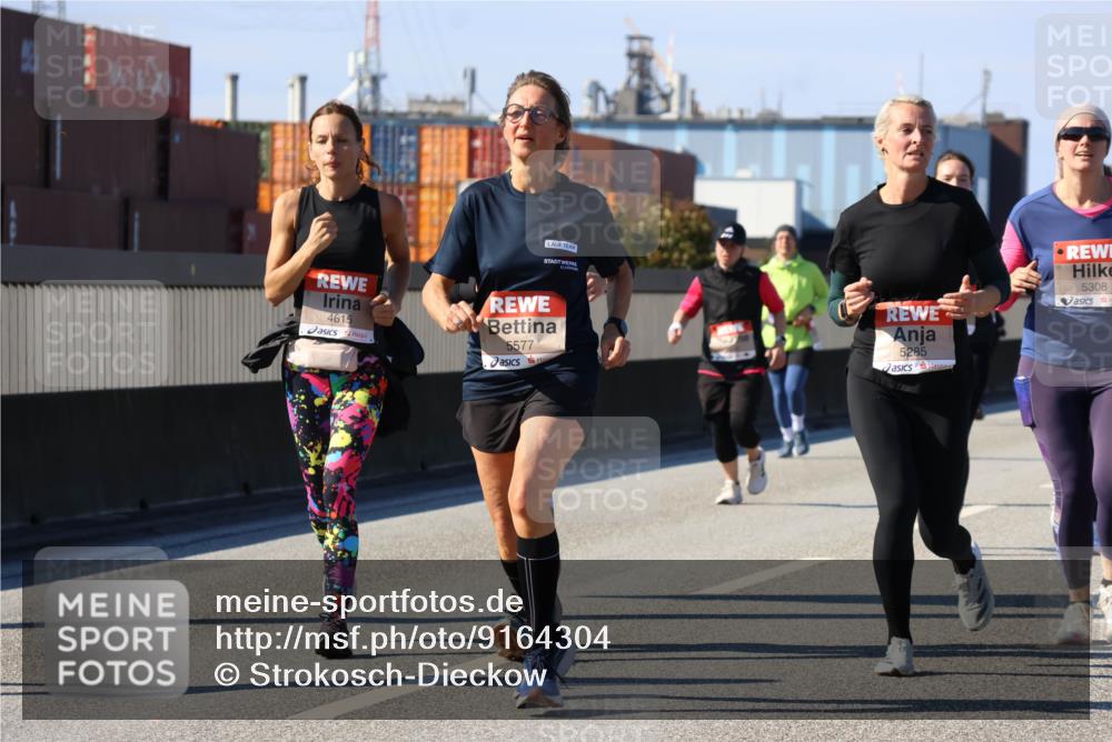 03.10.2025 - Köhlbrandbrückenlauf Strokosch-Dieckow http://msf.ph/oto/9164304 03.10.2025 13:07:56 Position 3 4615, 5577, 5285, 5308 meine-sportfotos.de