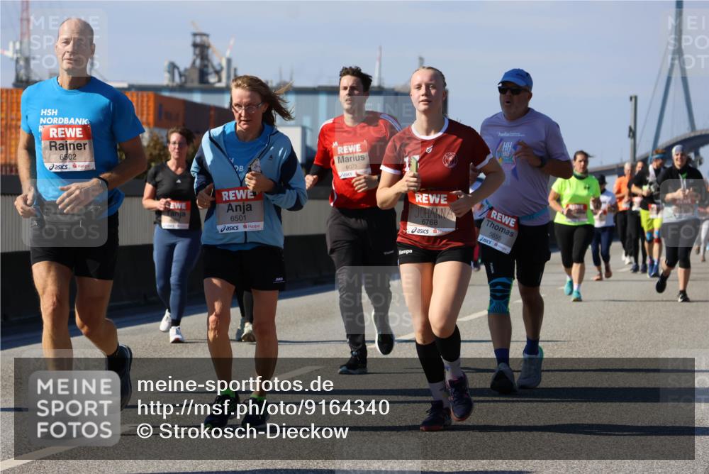 03.10.2025 - Köhlbrandbrückenlauf Strokosch-Dieckow http://msf.ph/oto/9164340 03.10.2025 13:08:16 Position 3 6502, 6501, 6075, 6768, 5655 meine-sportfotos.de