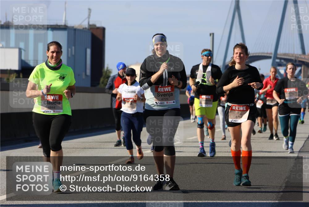 03.10.2025 - Köhlbrandbrückenlauf Strokosch-Dieckow http://msf.ph/oto/9164358 03.10.2025 13:08:22 Position 3 4844, 4729, 2, 337, 6794 meine-sportfotos.de