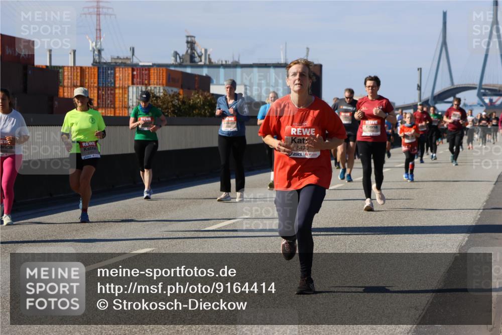 03.10.2025 - Köhlbrandbrückenlauf Strokosch-Dieckow http://msf.ph/oto/9164414 03.10.2025 13:08:51 Position 3 5470 meine-sportfotos.de
