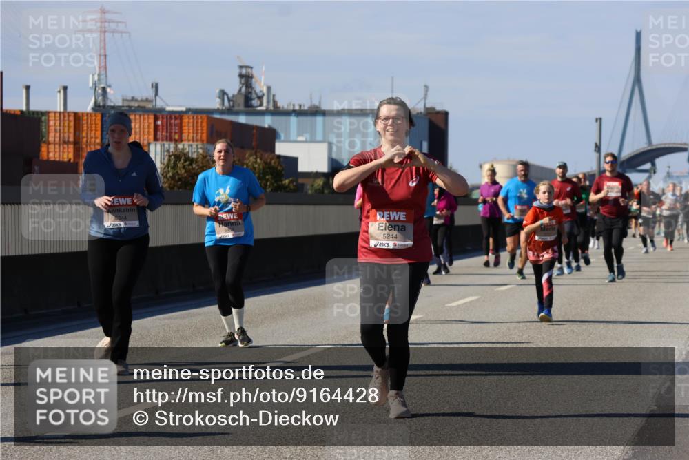 03.10.2025 - Köhlbrandbrückenlauf Strokosch-Dieckow http://msf.ph/oto/9164428 03.10.2025 13:08:54 Position 3 5344, 5244 meine-sportfotos.de