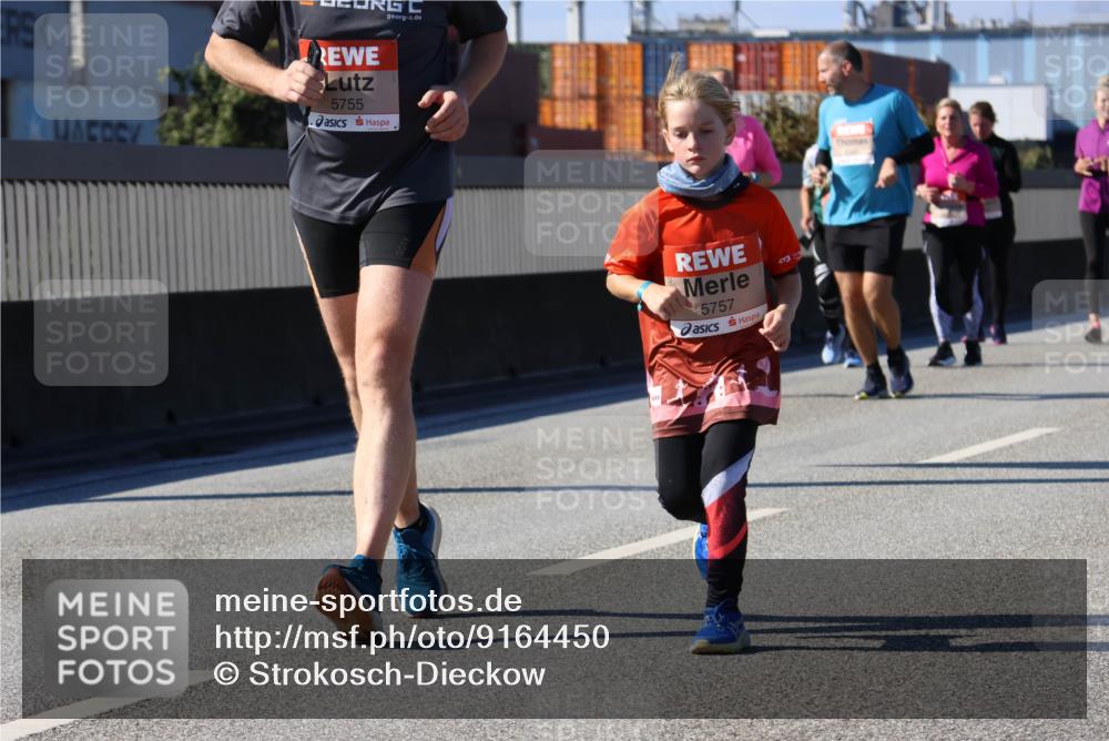 03.10.2025 - Köhlbrandbrückenlauf Strokosch-Dieckow http://msf.ph/oto/9164450 03.10.2025 13:09:00 Position 3 5755, 5757 meine-sportfotos.de