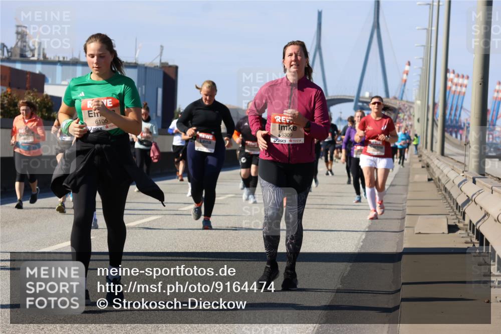 03.10.2025 - Köhlbrandbrückenlauf Strokosch-Dieckow http://msf.ph/oto/9164474 03.10.2025 13:09:07 Position 3 6105, 6309 meine-sportfotos.de