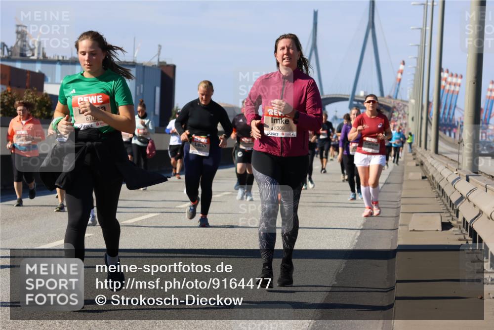 03.10.2025 - Köhlbrandbrückenlauf Strokosch-Dieckow http://msf.ph/oto/9164477 03.10.2025 13:09:07 Position 3 6105, 6309 meine-sportfotos.de