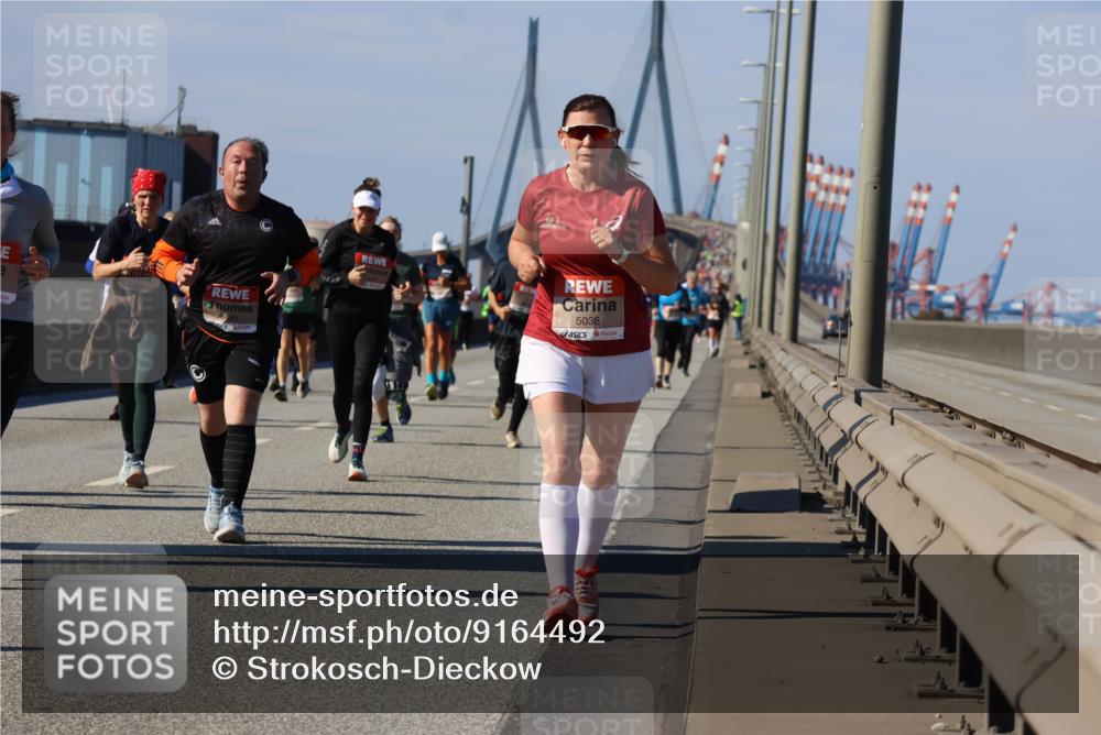 03.10.2025 - Köhlbrandbrückenlauf Strokosch-Dieckow http://msf.ph/oto/9164492 03.10.2025 13:09:13 Position 3 5038 meine-sportfotos.de