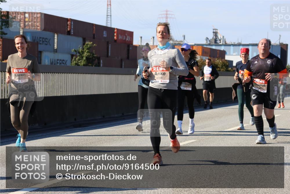 03.10.2025 - Köhlbrandbrückenlauf Strokosch-Dieckow http://msf.ph/oto/9164500 03.10.2025 13:09:15 Position 3 6607, 4708, 5314 meine-sportfotos.de