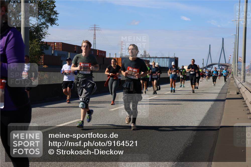 03.10.2025 - Köhlbrandbrückenlauf Strokosch-Dieckow http://msf.ph/oto/9164521 03.10.2025 13:09:22 Position 3 5829 meine-sportfotos.de