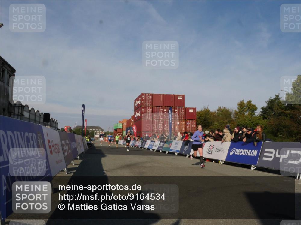 03.10.2025 - Köhlbrandbrückenlauf Matties Gatica Varas http://msf.ph/oto/9164534 03.10.2025 09:53:29 Ziel 1012, 3078, 3226, 3262, 3299, 3704 meine-sportfotos.de