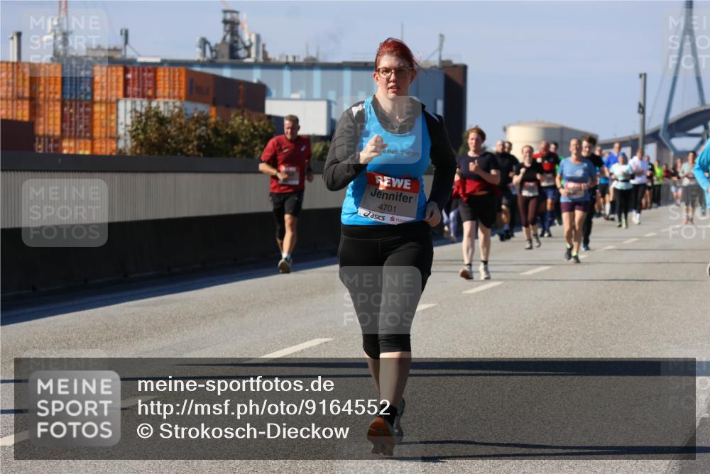 03.10.2025 - Köhlbrandbrückenlauf Strokosch-Dieckow http://msf.ph/oto/9164552 03.10.2025 13:09:33 Position 3 4701 meine-sportfotos.de