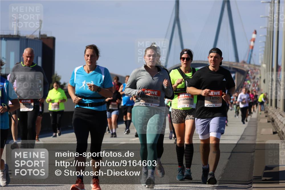 03.10.2025 - Köhlbrandbrückenlauf Strokosch-Dieckow http://msf.ph/oto/9164603 03.10.2025 13:09:59 Position 3 4218, 6223, 4141, 040 meine-sportfotos.de