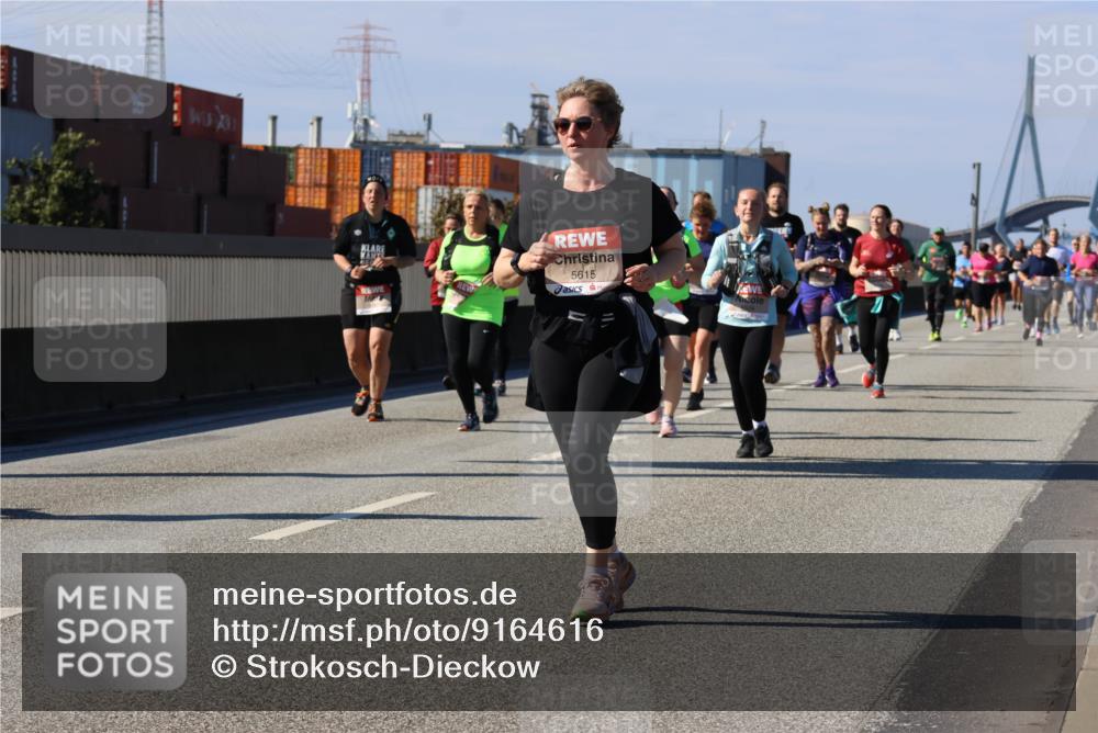 03.10.2025 - Köhlbrandbrückenlauf Strokosch-Dieckow http://msf.ph/oto/9164616 03.10.2025 13:10:09 Position 3 5615 meine-sportfotos.de