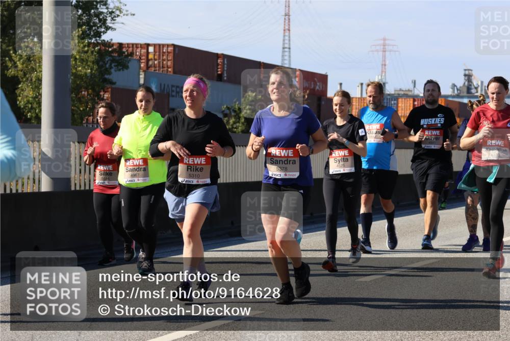 03.10.2025 - Köhlbrandbrückenlauf Strokosch-Dieckow http://msf.ph/oto/9164628 03.10.2025 13:10:15 Position 3 5514, 4967, 5310, 5378, 4575, 4840, 6170 meine-sportfotos.de
