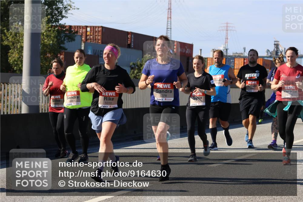 03.10.2025 - Köhlbrandbrückenlauf Strokosch-Dieckow http://msf.ph/oto/9164630 03.10.2025 13:10:15 Position 3 5514, 4967, 5310, 5378, 4575, 4843, 6170 meine-sportfotos.de