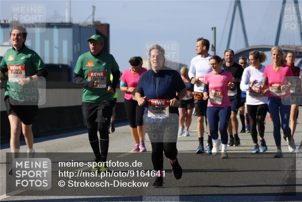 03.10.2025 - Köhlbrandbrückenlauf Strokosch-Dieckow http://msf.ph/oto/9164641 03.10.2025 13:10:21 Position 3 5587, 30, 5318 meine-sportfotos.de