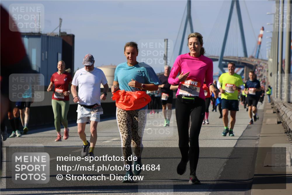 03.10.2025 - Köhlbrandbrückenlauf Strokosch-Dieckow http://msf.ph/oto/9164684 03.10.2025 13:10:41 Position 3 5161 meine-sportfotos.de
