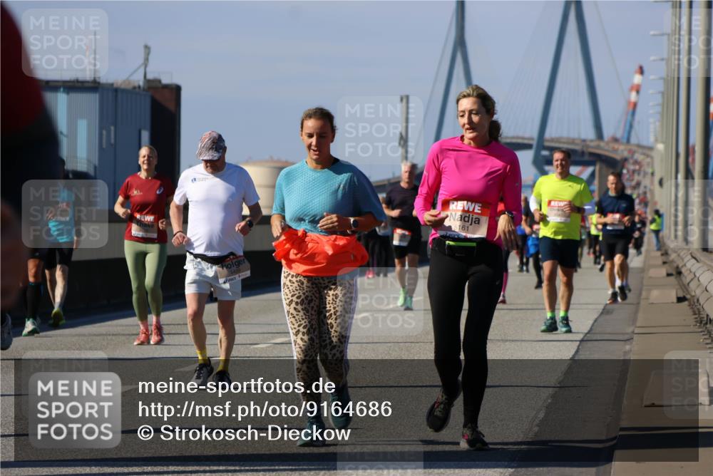 03.10.2025 - Köhlbrandbrückenlauf Strokosch-Dieckow http://msf.ph/oto/9164686 03.10.2025 13:10:41 Position 3 5161 meine-sportfotos.de