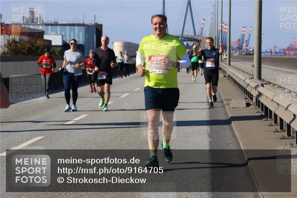 03.10.2025 - Köhlbrandbrückenlauf Strokosch-Dieckow http://msf.ph/oto/9164705 03.10.2025 13:10:53 Position 3 6147 meine-sportfotos.de
