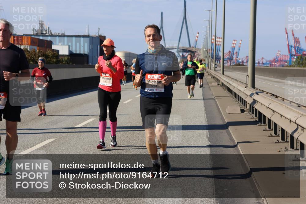 03.10.2025 - Köhlbrandbrückenlauf Strokosch-Dieckow http://msf.ph/oto/9164712 03.10.2025 13:10:59 Position 3  meine-sportfotos.de