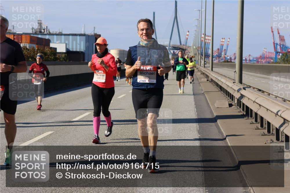 03.10.2025 - Köhlbrandbrückenlauf Strokosch-Dieckow http://msf.ph/oto/9164715 03.10.2025 13:10:59 Position 3 5157, 5601 meine-sportfotos.de