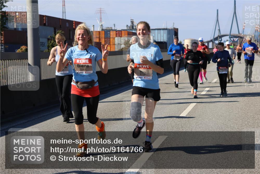 03.10.2025 - Köhlbrandbrückenlauf Strokosch-Dieckow http://msf.ph/oto/9164766 03.10.2025 13:11:15 Position 3 5267, 6736 meine-sportfotos.de