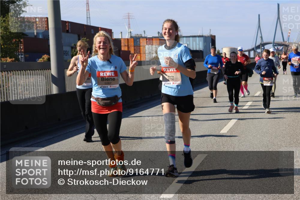 03.10.2025 - Köhlbrandbrückenlauf Strokosch-Dieckow http://msf.ph/oto/9164771 03.10.2025 13:11:15 Position 3 5267, 6736 meine-sportfotos.de