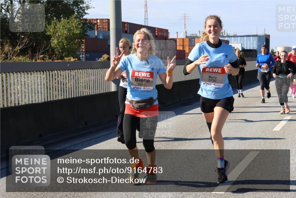 03.10.2025 - Köhlbrandbrückenlauf Strokosch-Dieckow http://msf.ph/oto/9164783 03.10.2025 13:11:15 Position 3 5267, 6736 meine-sportfotos.de