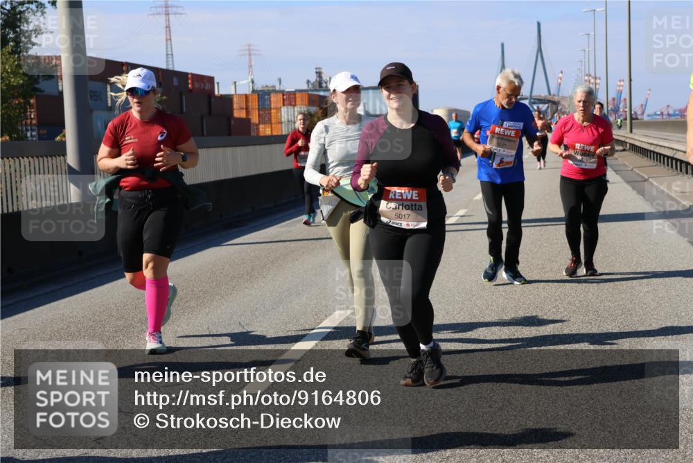 03.10.2025 - Köhlbrandbrückenlauf Strokosch-Dieckow http://msf.ph/oto/9164806 03.10.2025 13:11:21 Position 3 5017, 5077, 474 meine-sportfotos.de