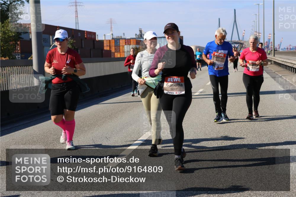 03.10.2025 - Köhlbrandbrückenlauf Strokosch-Dieckow http://msf.ph/oto/9164809 03.10.2025 13:11:21 Position 3 5017, 5077 meine-sportfotos.de