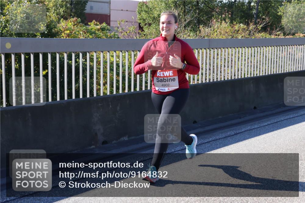 03.10.2025 - Köhlbrandbrückenlauf Strokosch-Dieckow http://msf.ph/oto/9164832 03.10.2025 13:11:27 Position 3 4902 meine-sportfotos.de