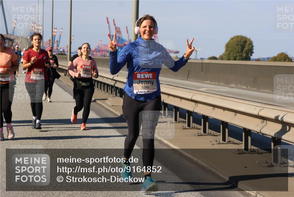 03.10.2025 - Köhlbrandbrückenlauf Strokosch-Dieckow http://msf.ph/oto/9164852 03.10.2025 13:11:33 Position 3 5354, 4948, 5515, 5346 meine-sportfotos.de