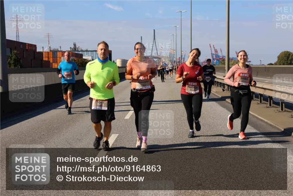 03.10.2025 - Köhlbrandbrückenlauf Strokosch-Dieckow http://msf.ph/oto/9164863 03.10.2025 13:11:35 Position 3 6287, 5354, 4948, 5515 meine-sportfotos.de