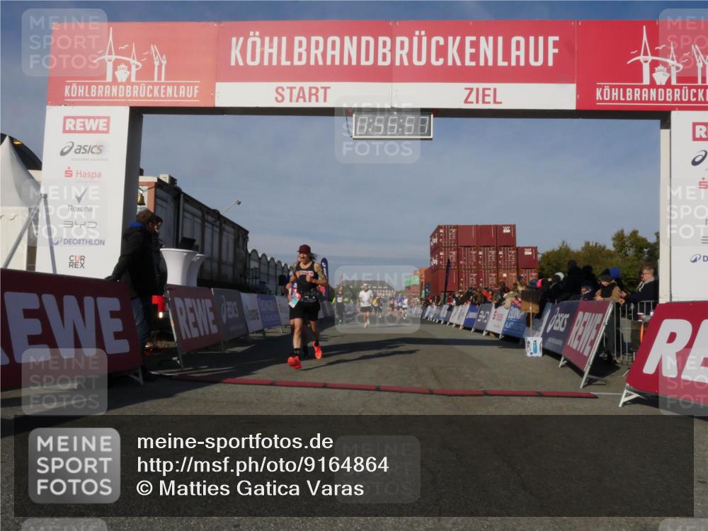 03.10.2025 - Köhlbrandbrückenlauf Matties Gatica Varas http://msf.ph/oto/9164864 03.10.2025 09:55:59 Ziel 1020, 1028, 1036, 1224, 3007, 3143, 3181, 3332, 3494 meine-sportfotos.de